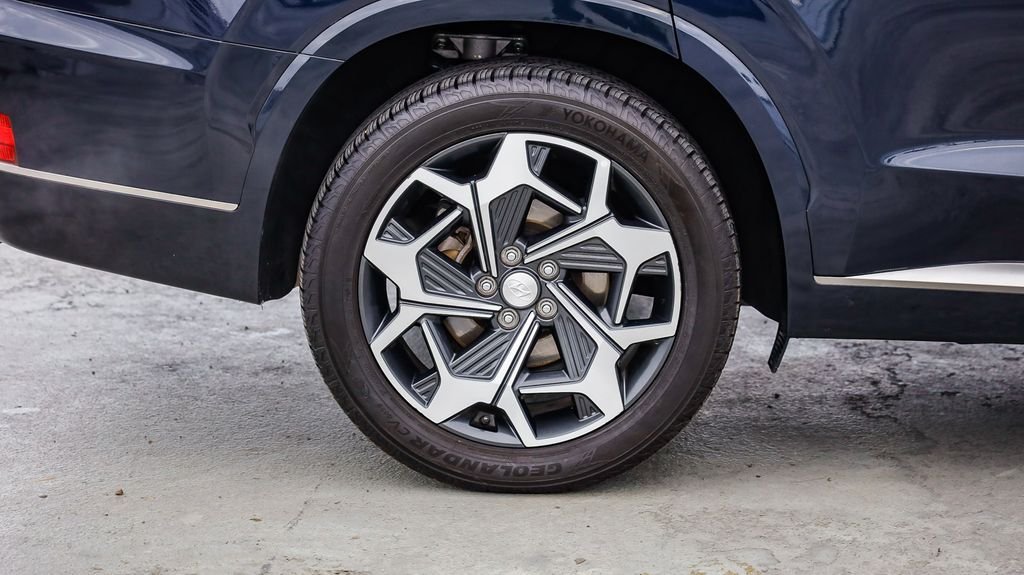 Used 2022 Moonlight Hyundai Calligraphy image 12