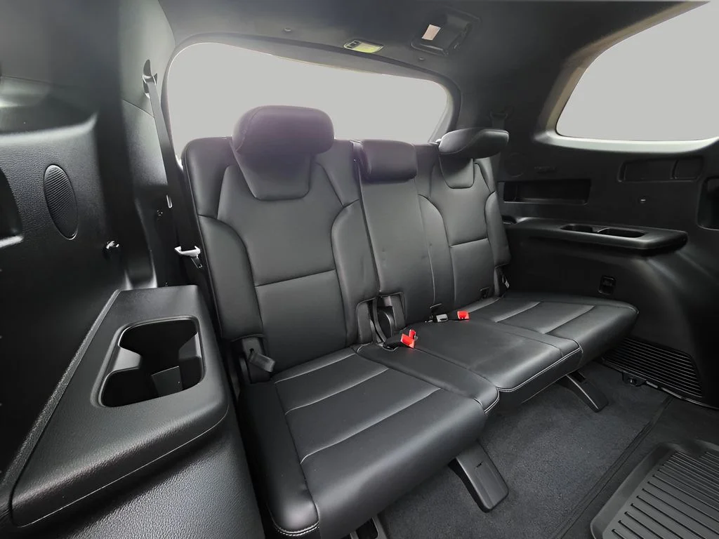 Used 2025 Wolf Gray Kia SX-Prestige X-Line image 9