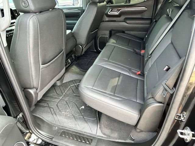 Used 2026 Black Chevrolet LT image 23