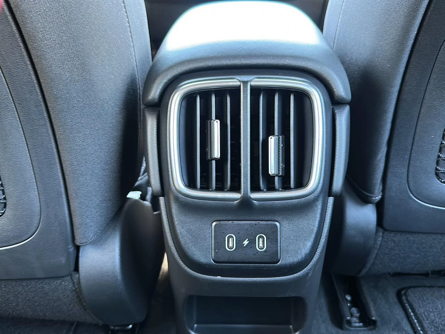 Used 2024 BLACK HYUNDAI SE image 34