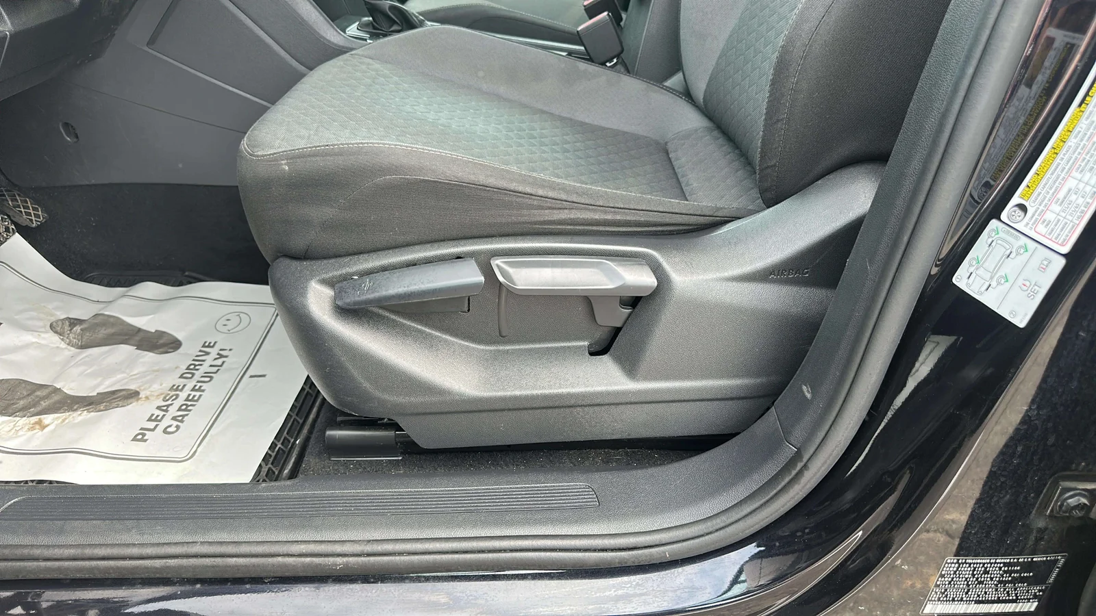 Used 2018 Black Volkswagen 2.0T S image 9
