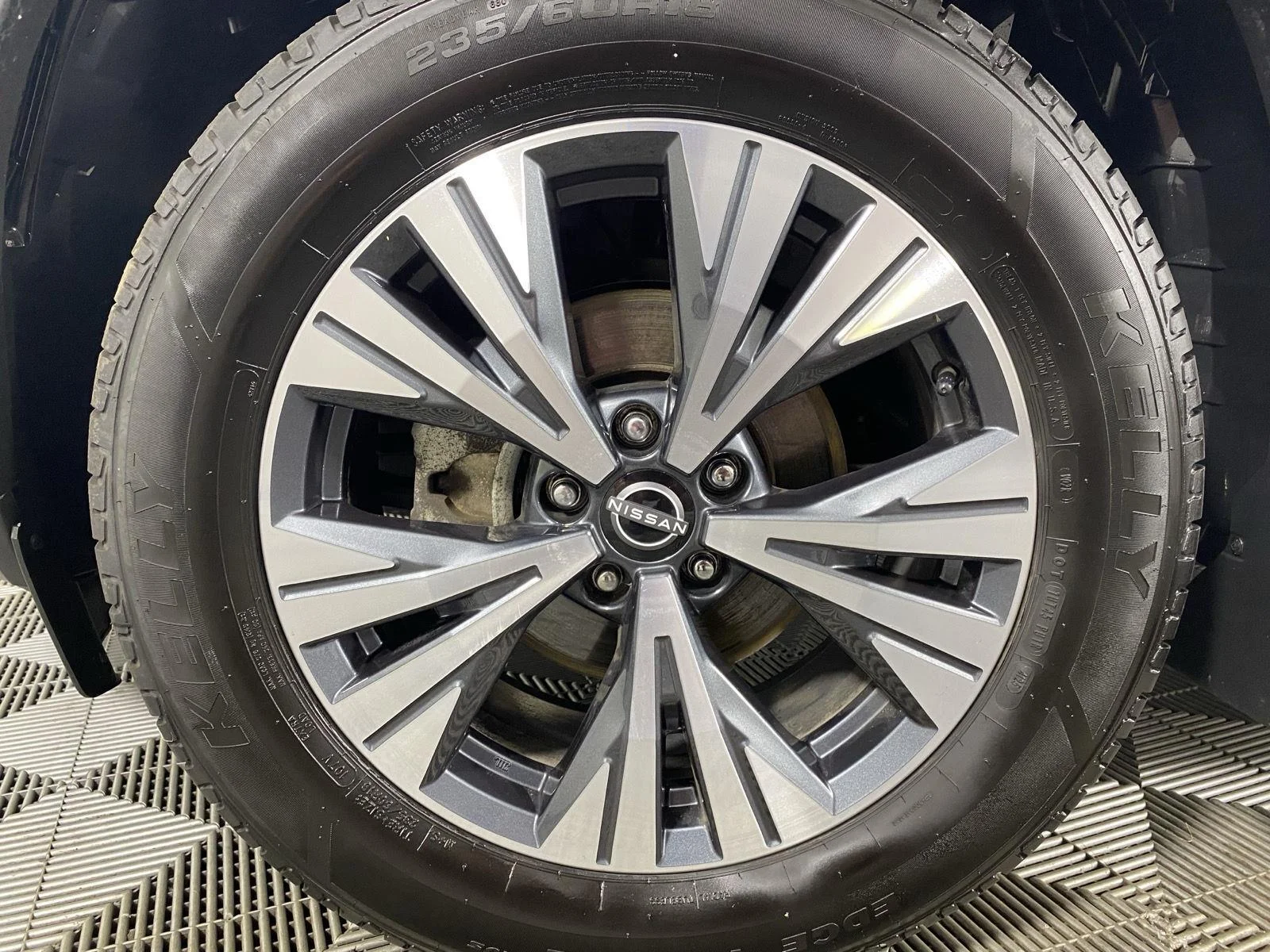 Used 2023 Brilliant Silver Metallic Nissan SV image 11