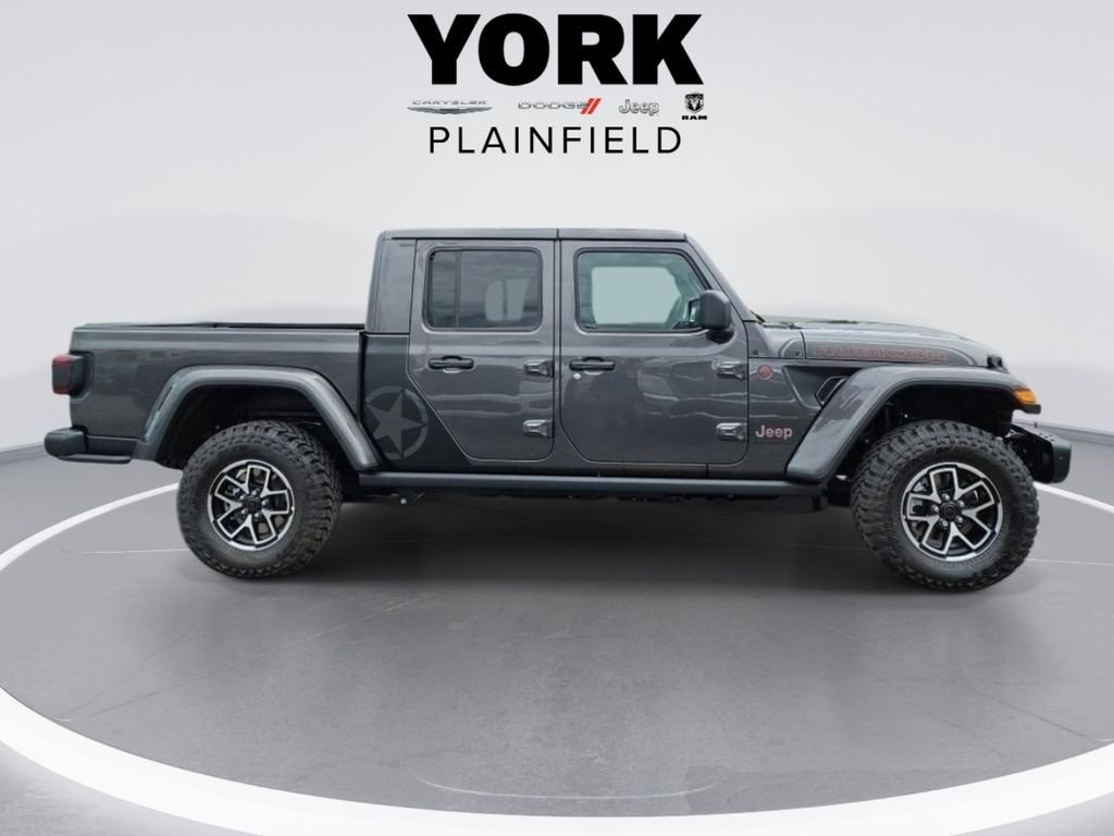 New 2026 Granite Crystal Metallic Clear-Coat Exterior Paint Jeep Rubicon X image 7
