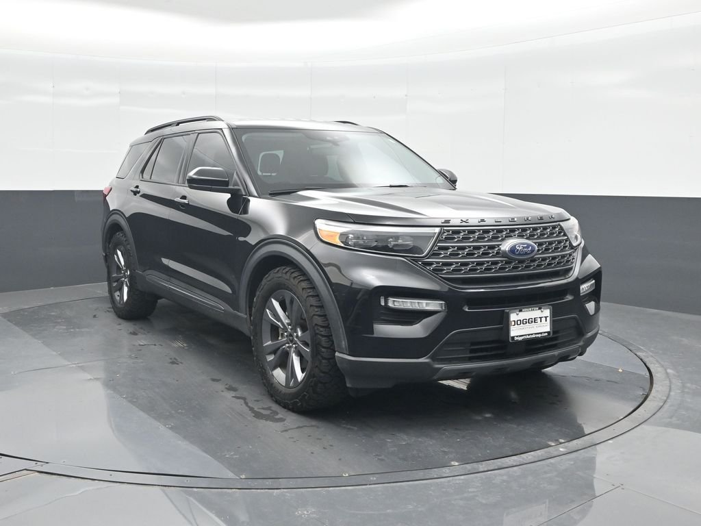 Used 2023 Black Ford XLT image 8