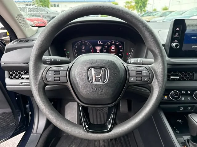 New 2026 Blue Metallic Honda SE image 19