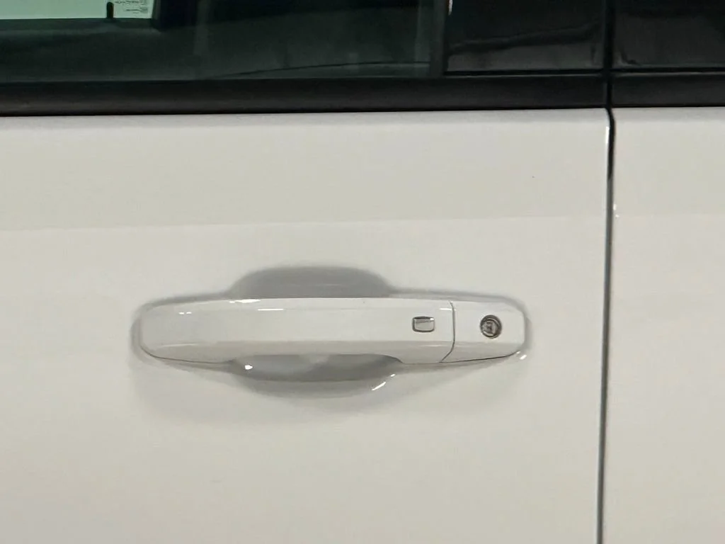 Used 2026 Summit White GMC Elevation image 17