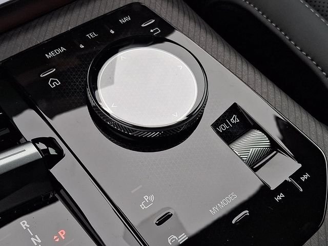 New 2026 Black Sapphire Metallic BMW 30 xDrive image 13