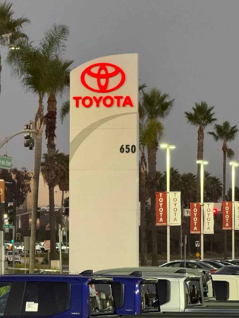 Used 2023 Beige Toyota LE image 25