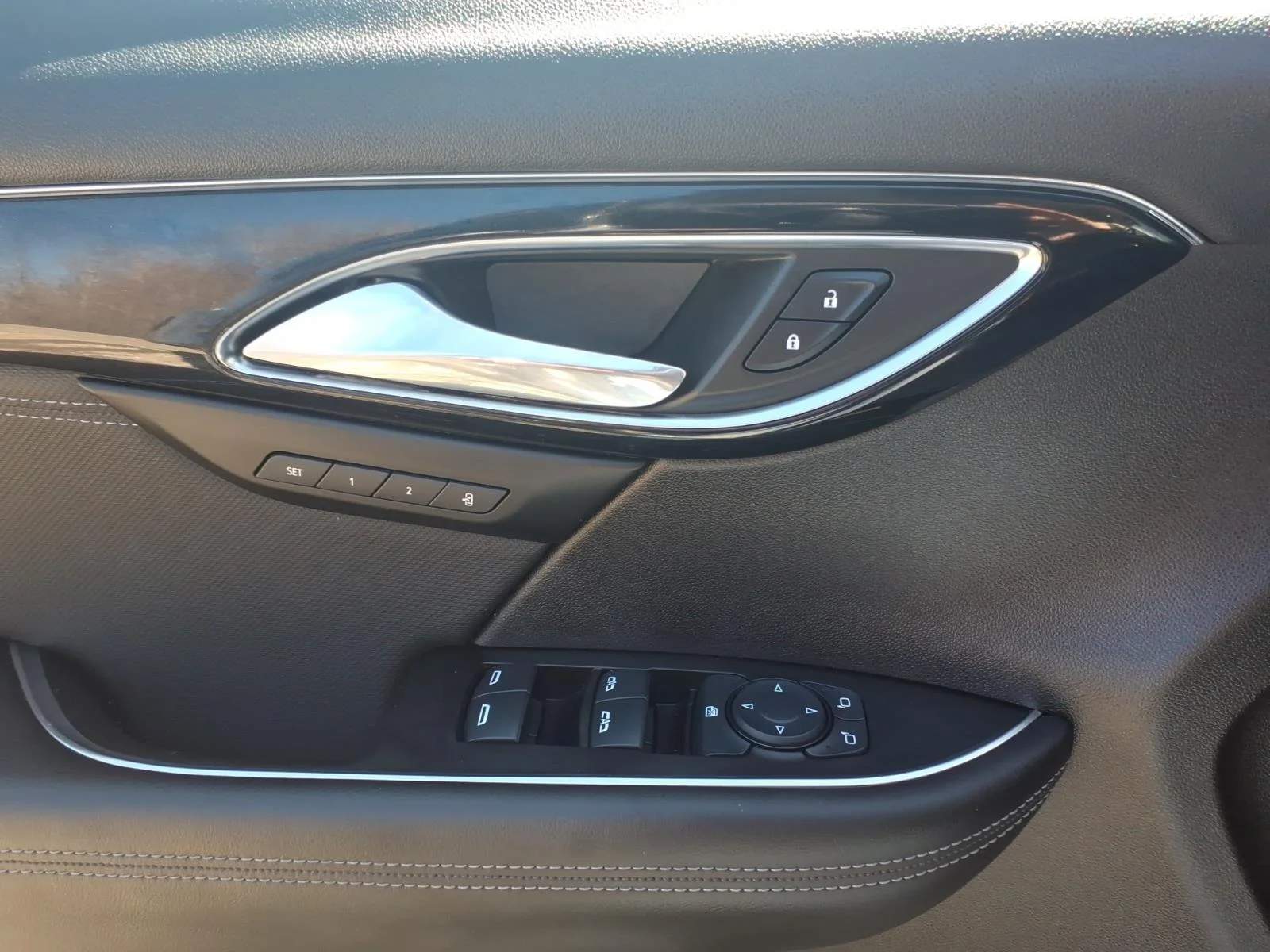 Used 2024 Gray Metallic Buick Preferred image 23