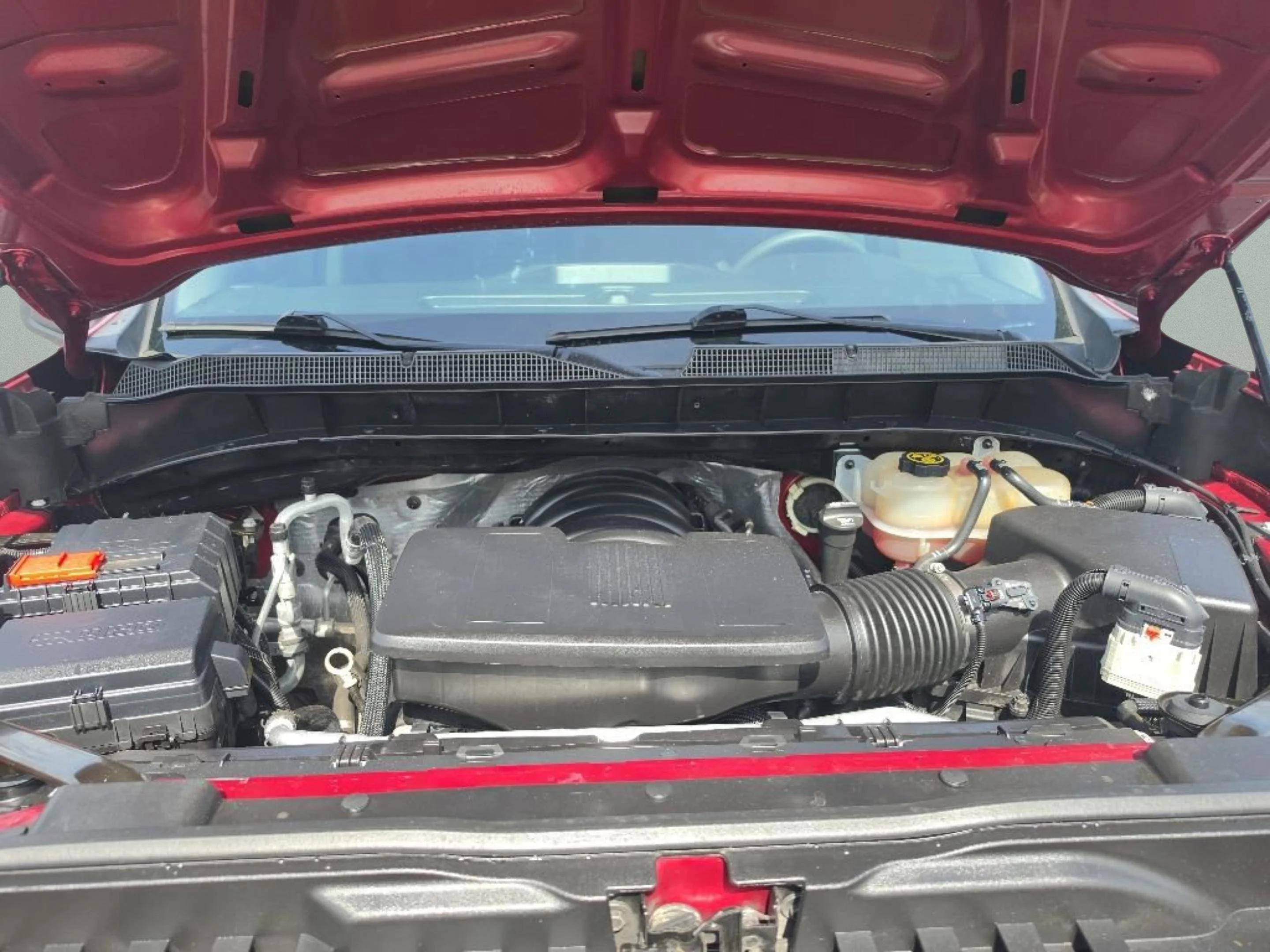 Used 2020 Cajun Red Tintcoat Chevrolet Custom image 9