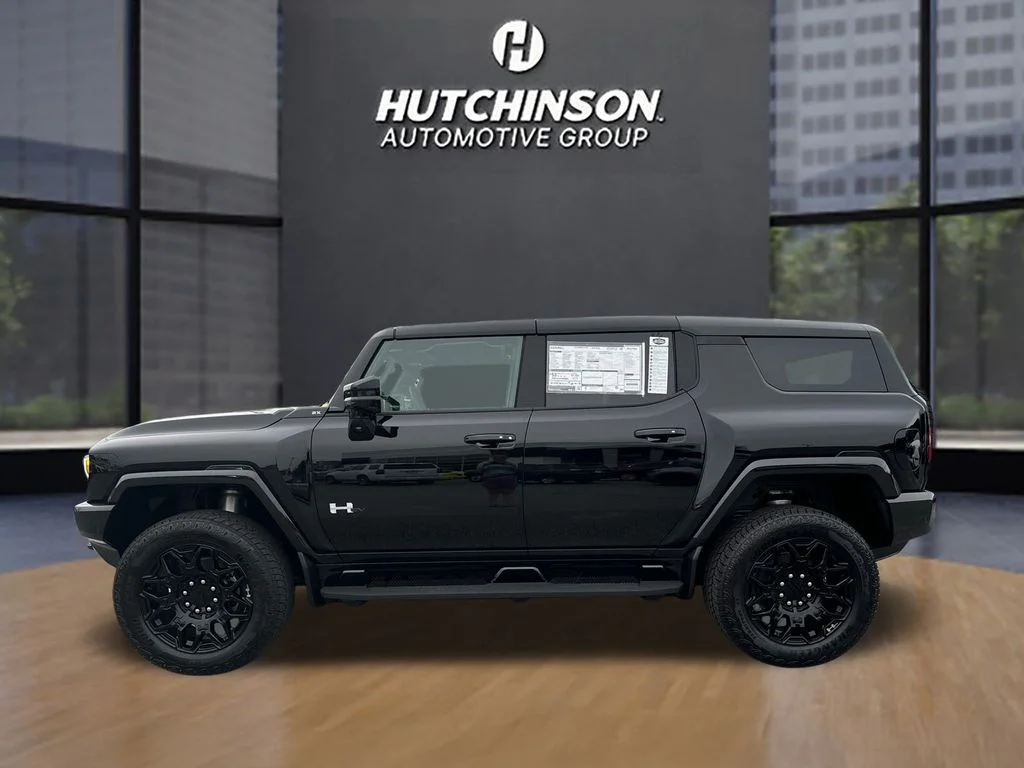 Used 2025 Black GMC 2X image 8