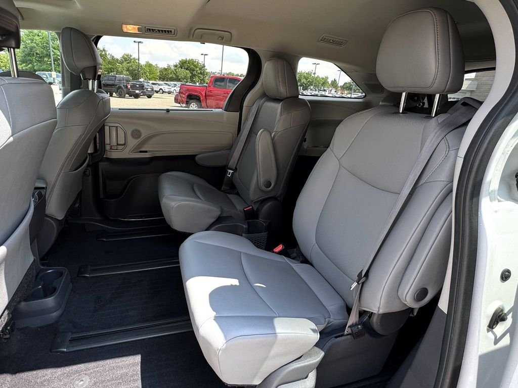 Used 2021 White Toyota XLE image 32