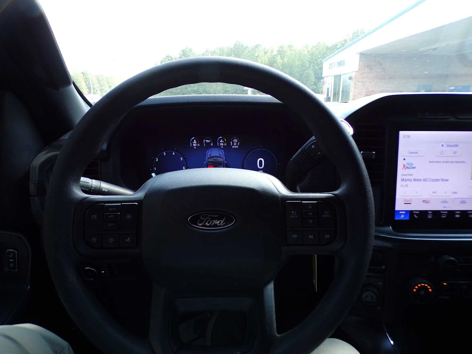 Used 2024 Avalanche Ford STX image 10