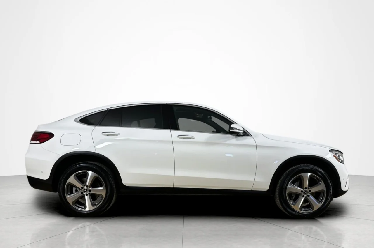 Used 2023 Polar White Mercedes-Benz GLC 300 image 6