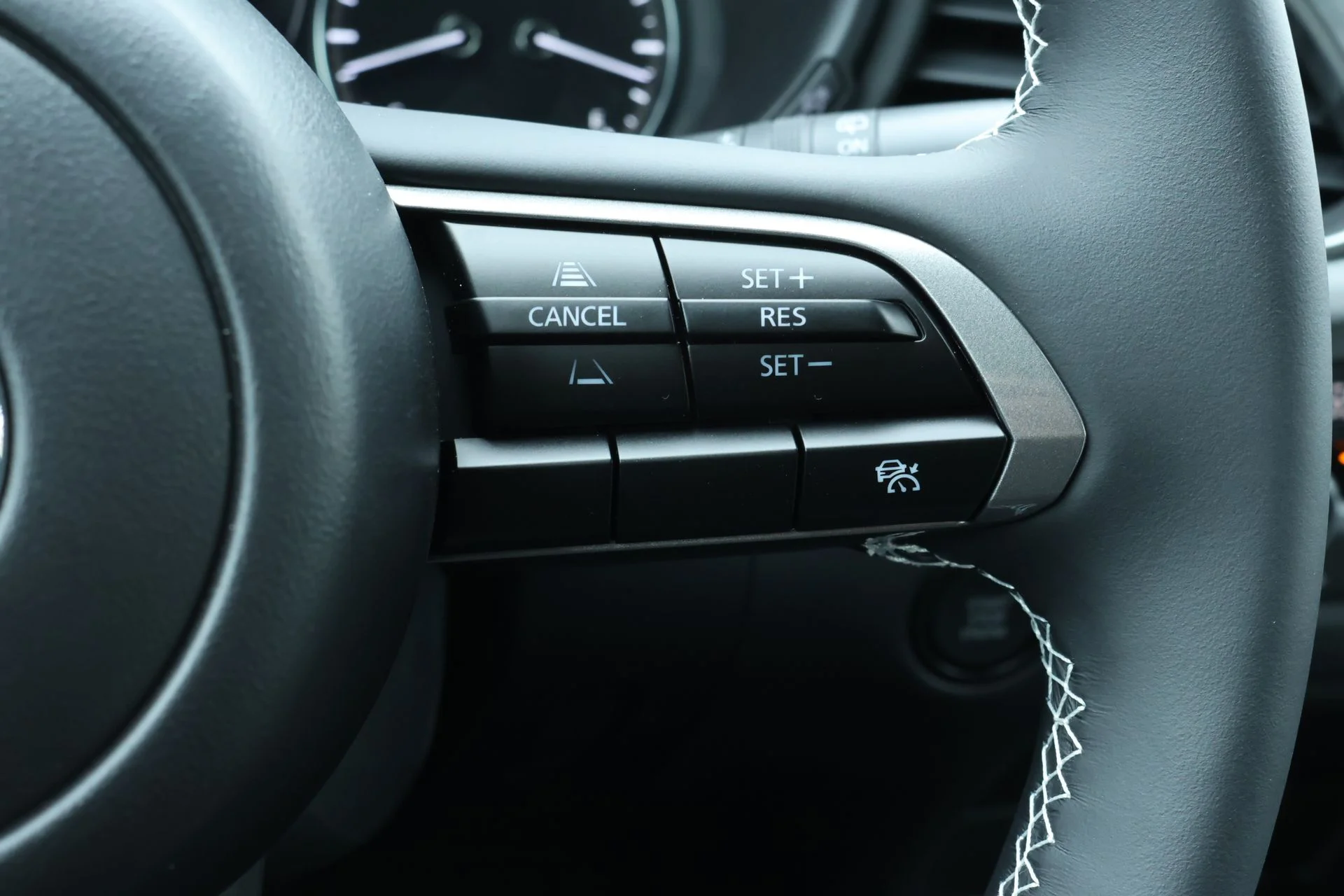 New 2026 Snowflake White Pearl Mazda 2.5 S Aire Edition image 11