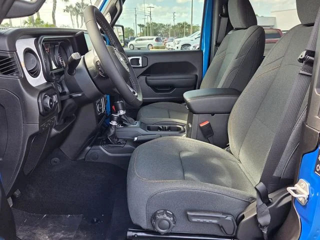 New 2026 Hydro Blue Pearl-Coat Exterior Paint Jeep Sport S image 13