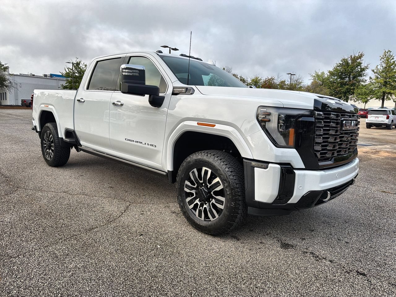 2026 GMC Sierra 2500HD Denali Ultimate - Photo 2