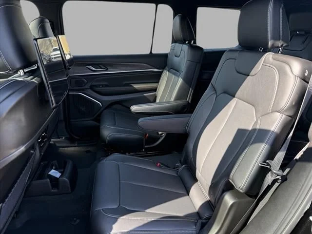 2025 Jeep Grand Cherokee L Overland - Photo 22