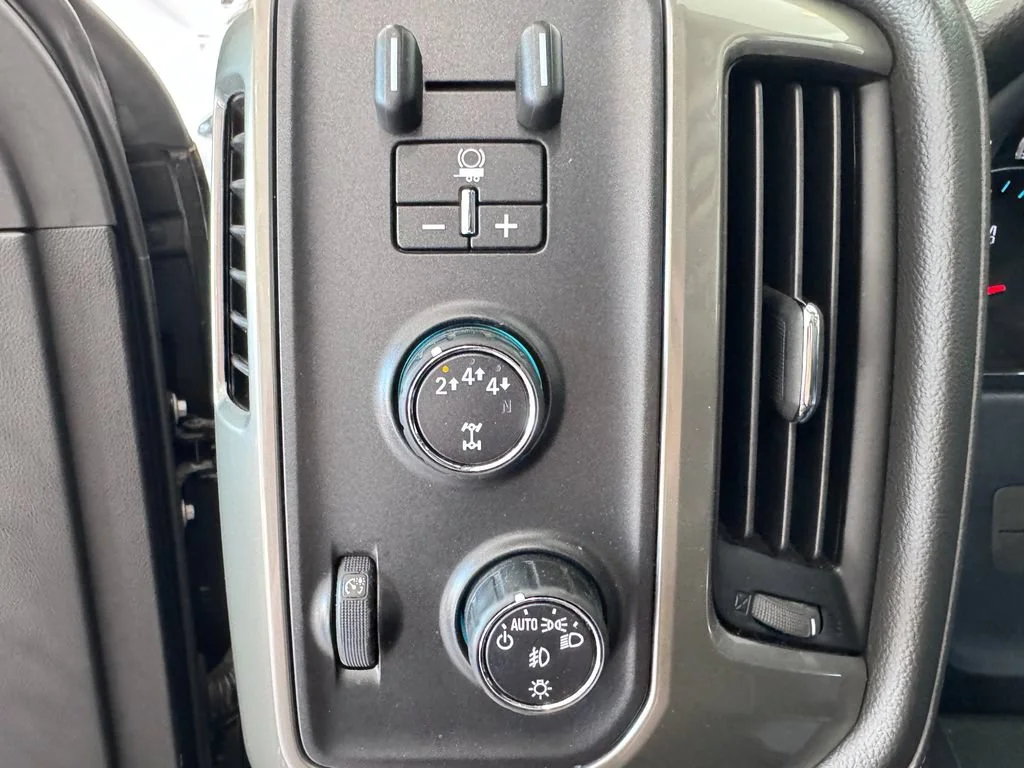 Certified Used 2017 BLACK Chevrolet High Country image 20