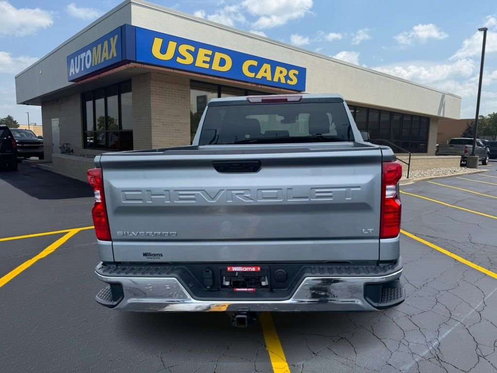 2025 Chevrolet Silverado 1500 LT - Photo 5