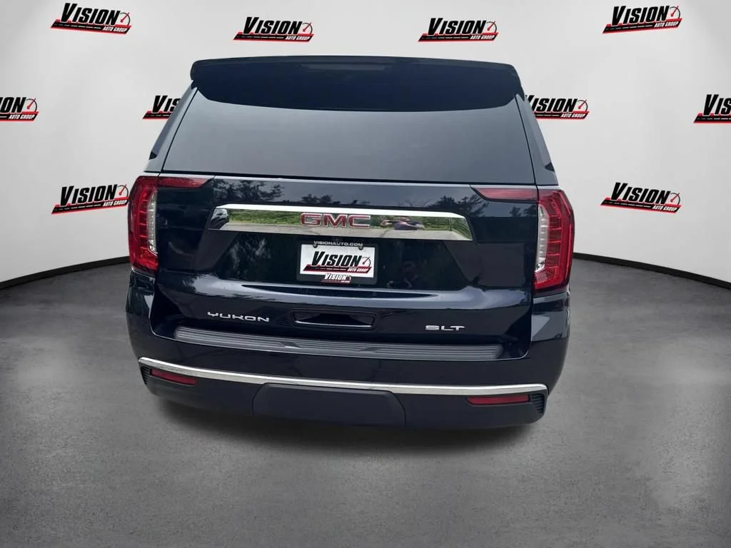 Used 2023 Midnight Blue Metallic GMC SLT image 6