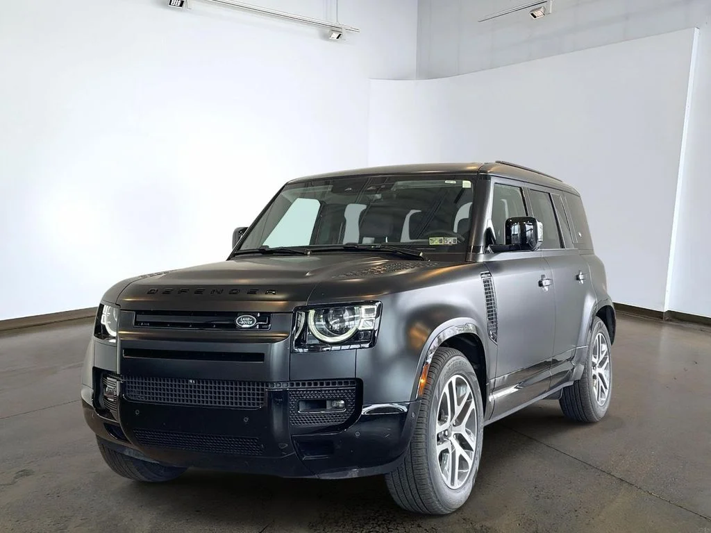 2024 Land Rover Defender 110 X-Dynamic SE P400's photo