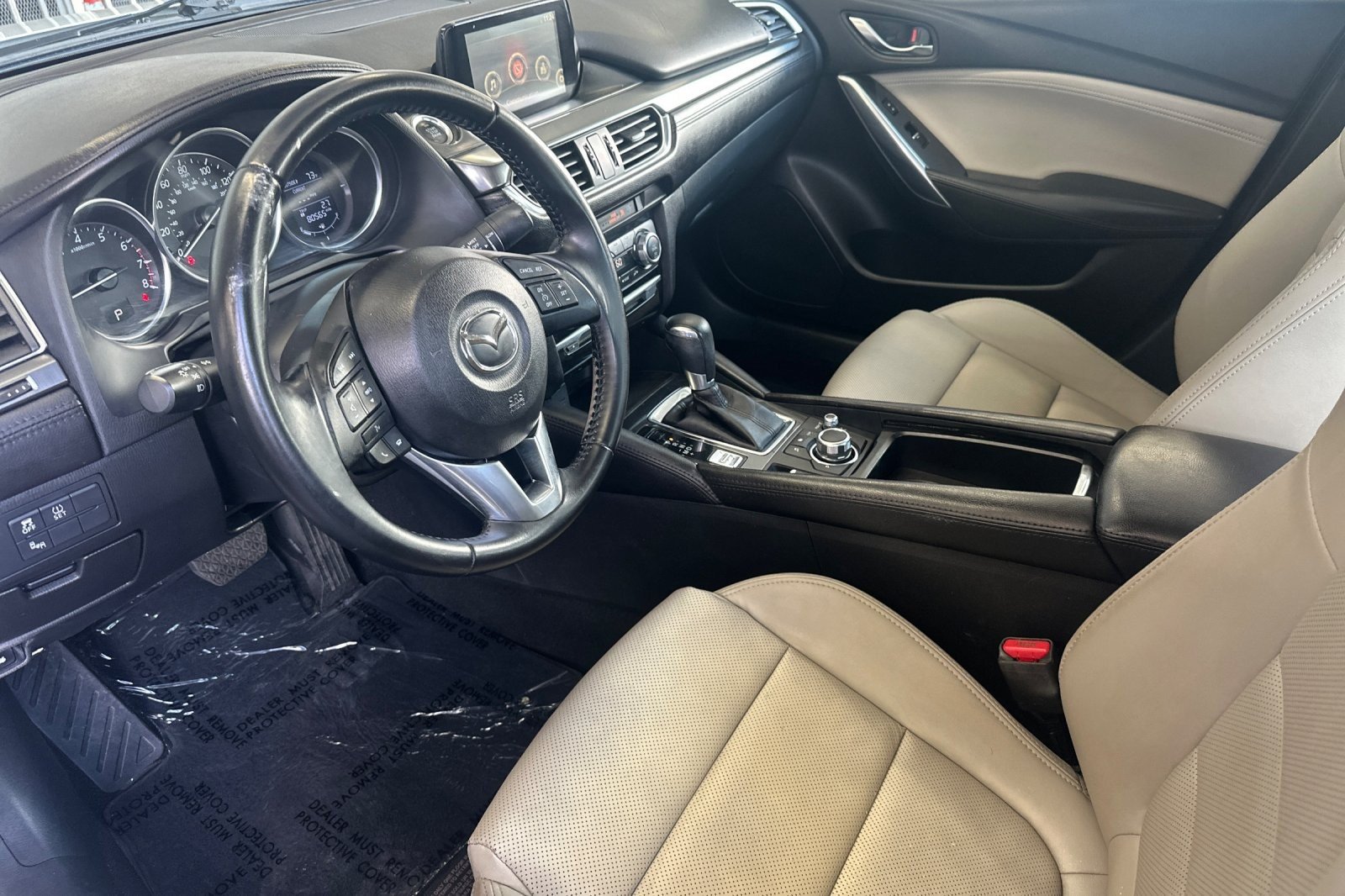 Used 2016 SNOWFLAKE WHITE PEAR Mazda i Touring image 9