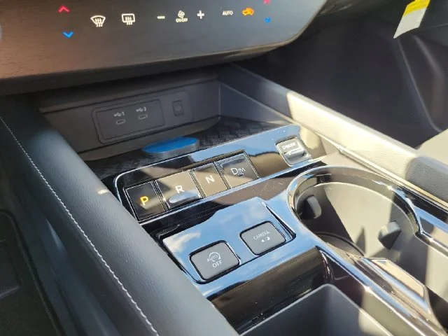 New 2027 Gun Metallic Nissan SL image 18