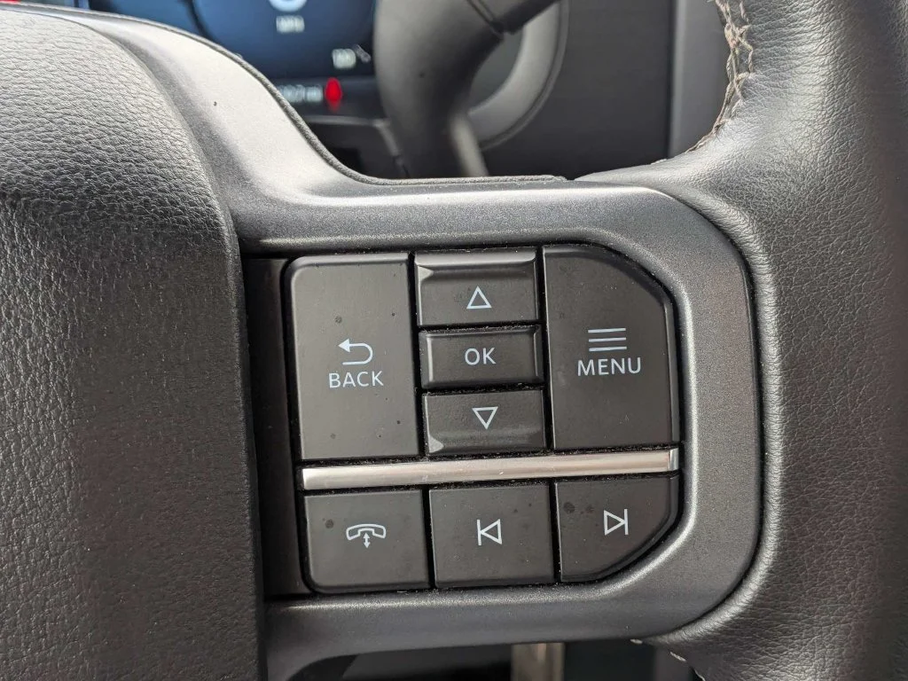 Certified Used 2025 Oxford White Ford XLT image 22