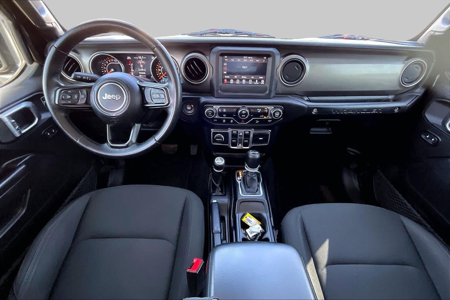 Used 2018 Black Clearcoat Jeep Sport S image 13