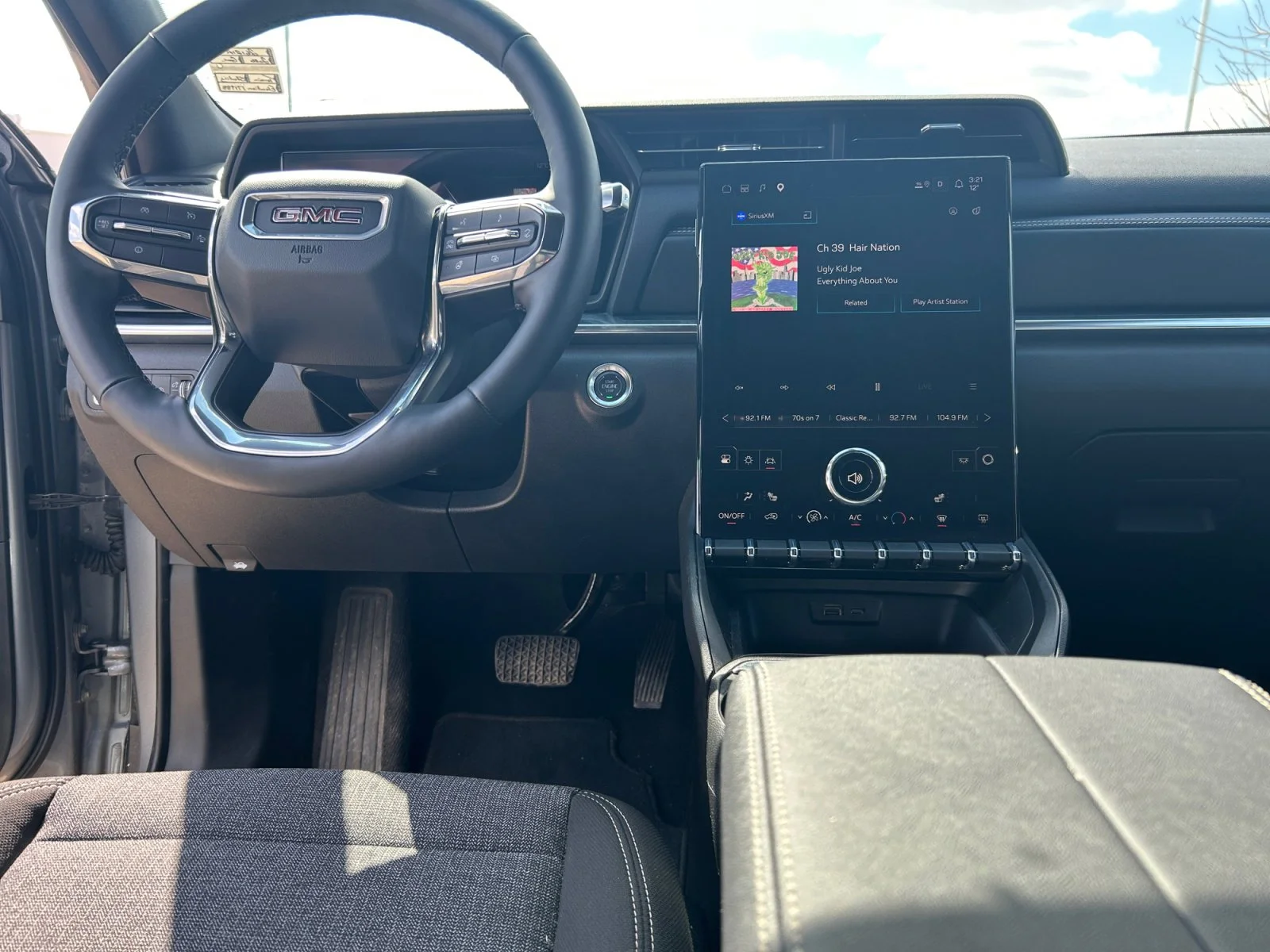 Used 2026 Silver GMC AWD Elevation image 18