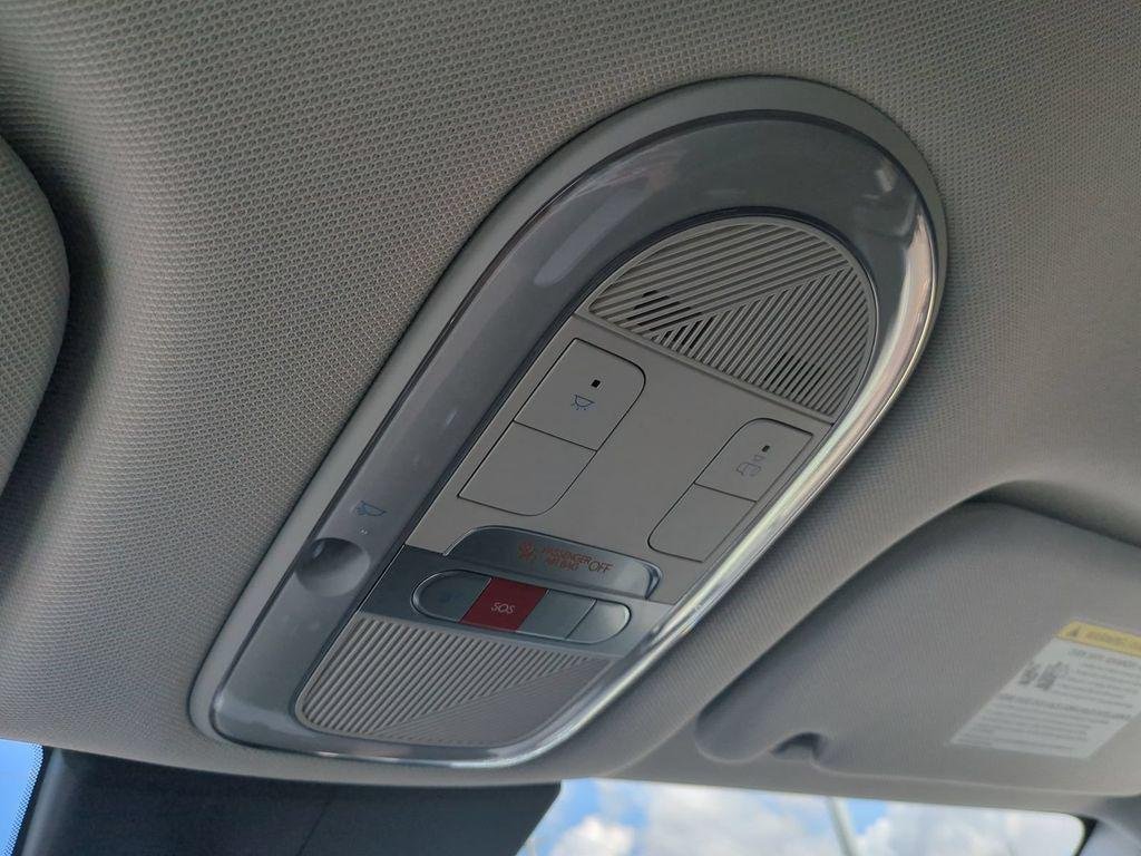 New 2027 Blue Hyundai SE image 23