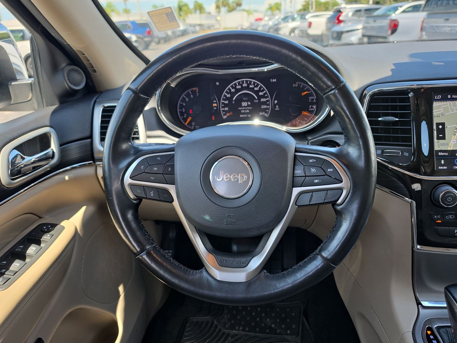 Used 2022 White Jeep Limited image 9