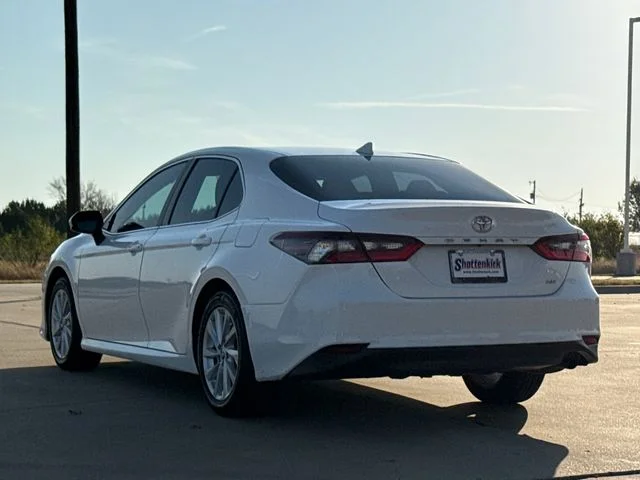 Used 2023 White Toyota LE image 6