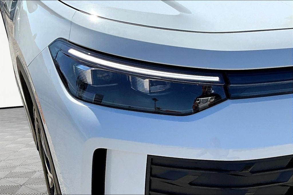 New 2026 White Volkswagen 2.0T S image 29