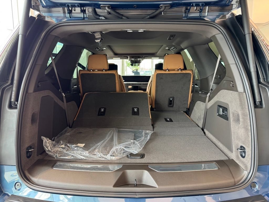 2026 Cadillac Escalade Luxury - Photo 36