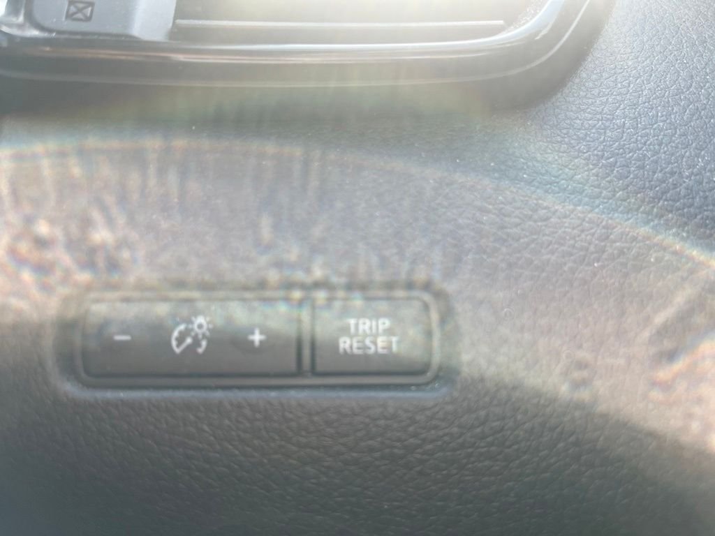Used 2019 Gray Nissan S image 21