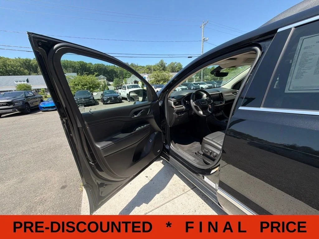 Used 2023 Black GMC Denali image 22