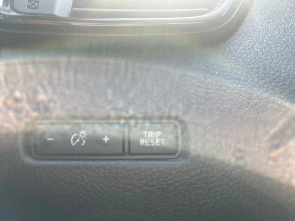 Used 2019 Gray Nissan S image 21