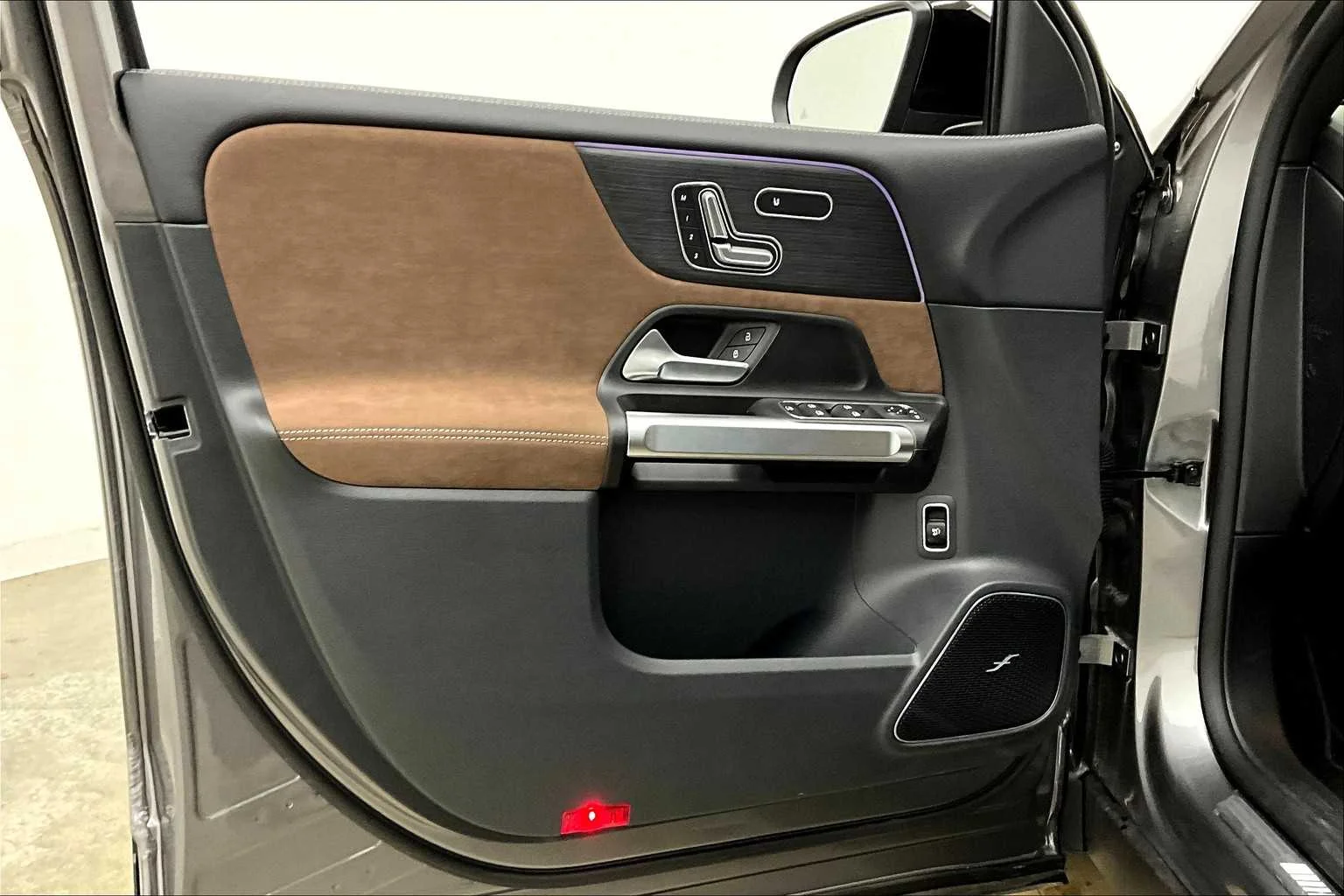 New 2025 Mountain Grey Metallic Mercedes-Benz AMG® GLB 35 image 10