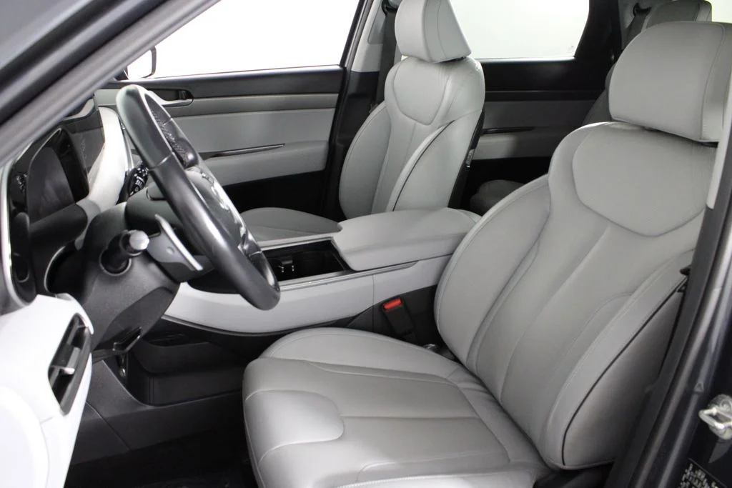 Used 2024 Gray Hyundai SEL image 21