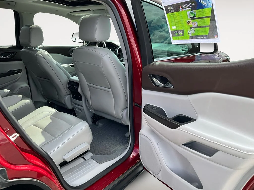 Used 2018 Crimson Red Tintcoat GMC SLT image 11