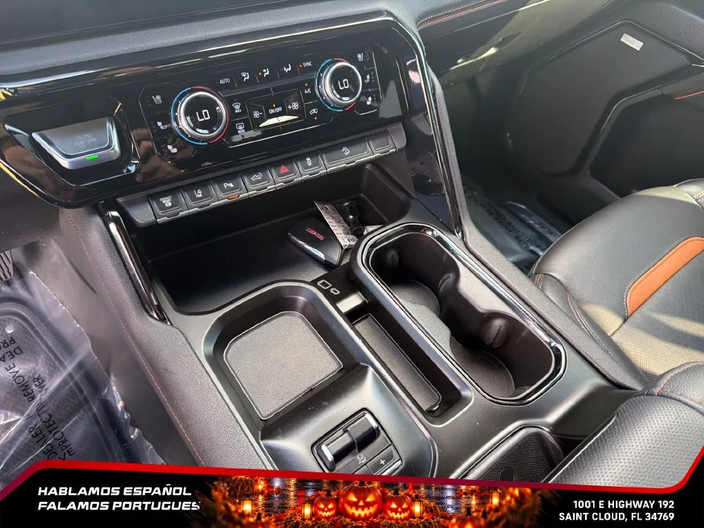 Used 2024 Onyx Black GMC AT4 image 21