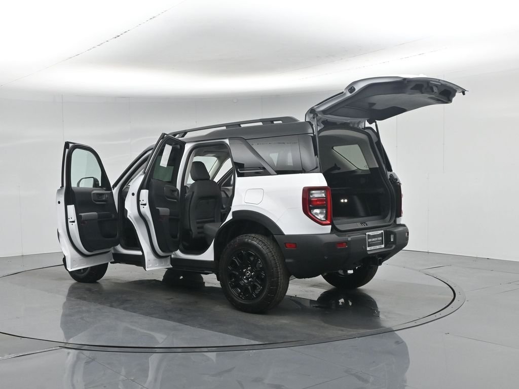 New 2026 Oxford White Ford Badlands image 38