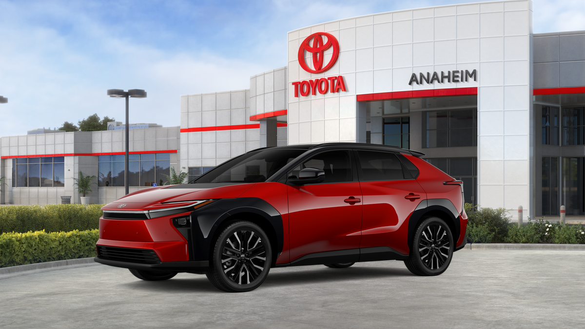New 2026 Supersonic Red with Midnight Black Metallic roof Toyota Limited image 2