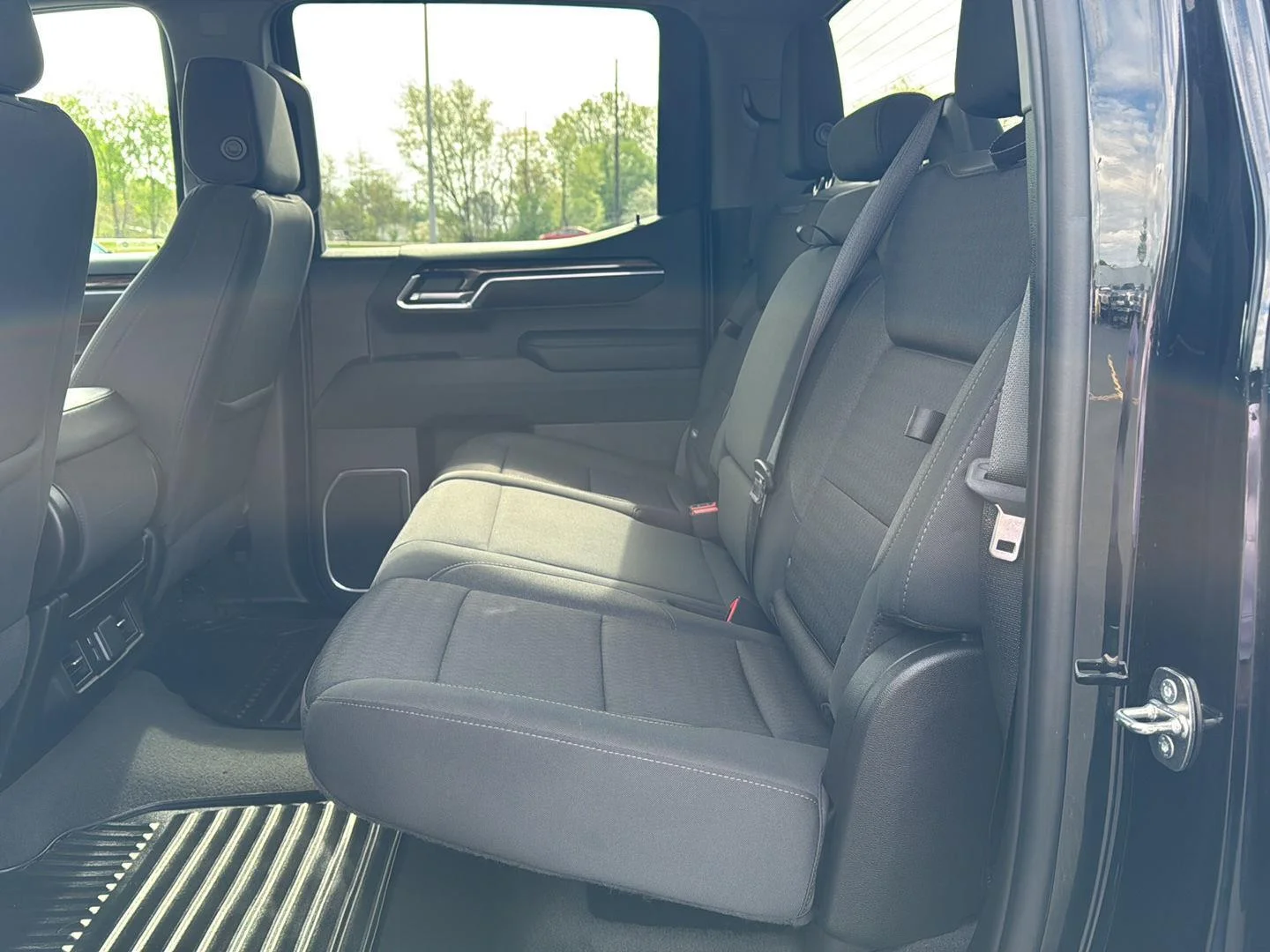 Used 2022 Onyx Black GMC Elevation image 12
