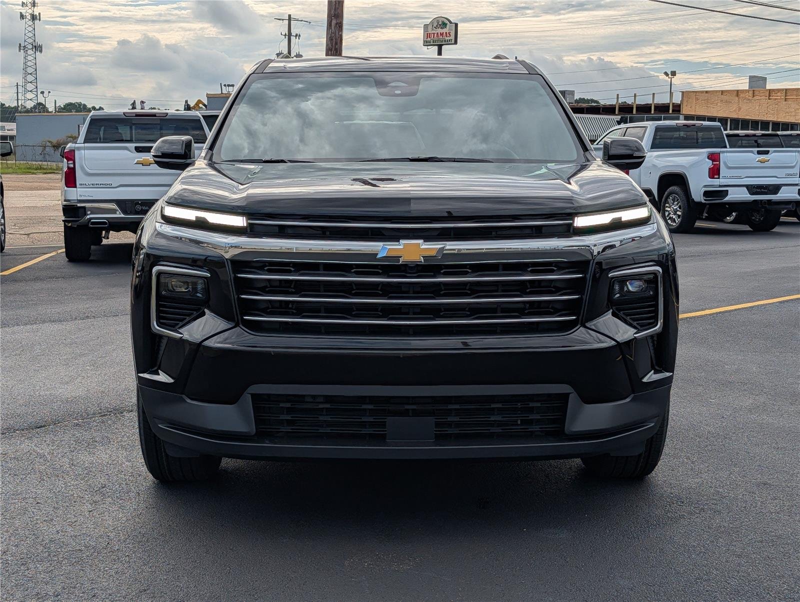 2026 Chevrolet Traverse LT - Photo 8