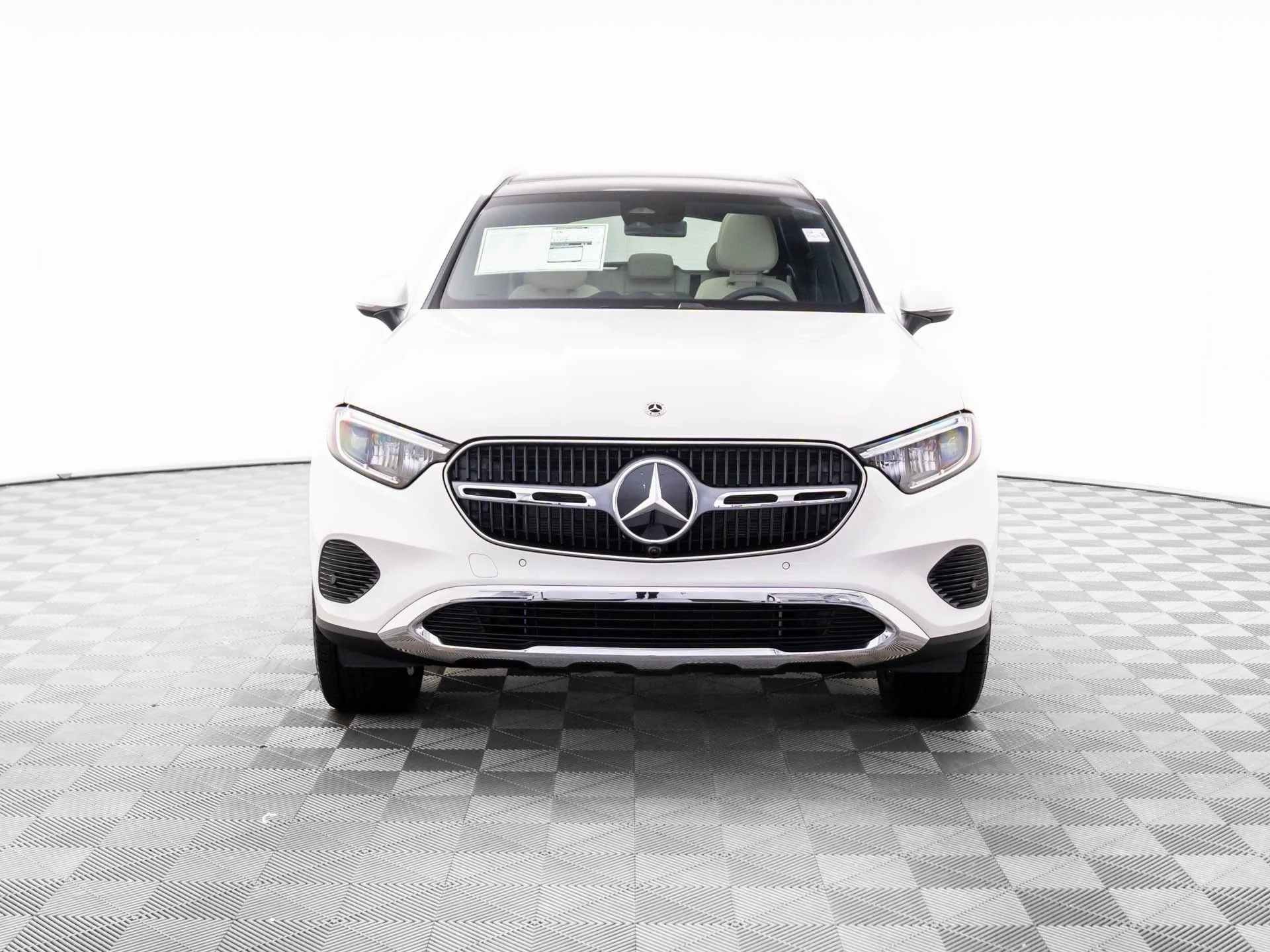New 2026 White Mercedes-Benz GLC 300 image 8
