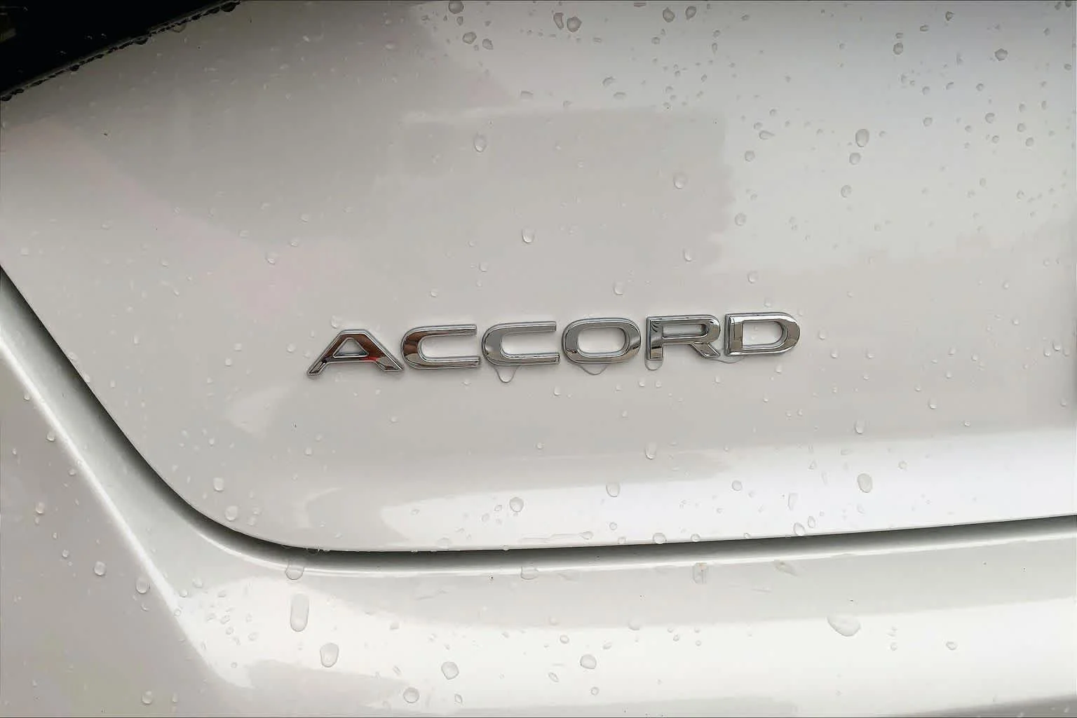 New 2026 Platinum White Pearl Honda LX image 6