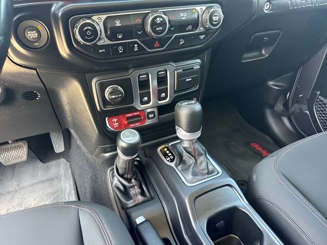 Used 2020 Gray Jeep Rubicon image 16